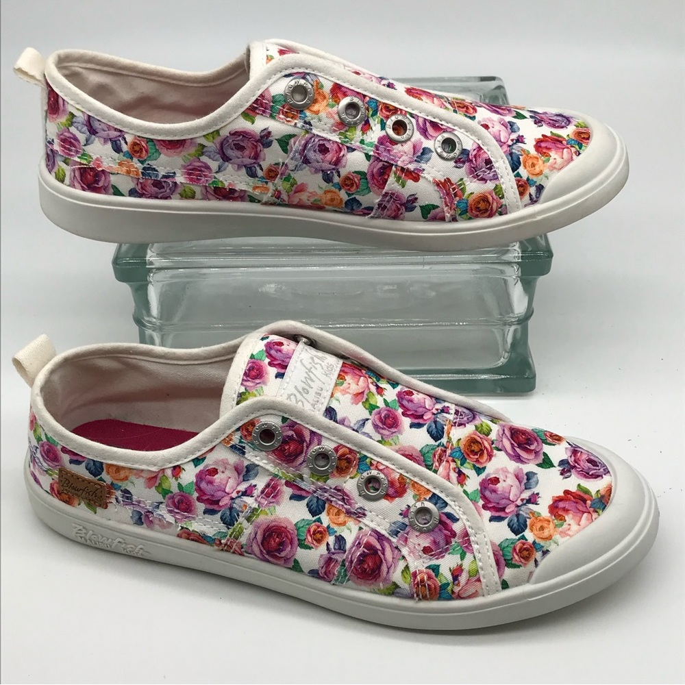BlowFish Malibu Kids Sneaker Canvas Rose Floral Kid 5 Women 7